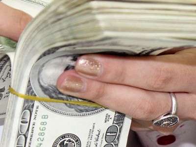 Bất thường ngoại tệ tự do: vàng là "tội phạm"?